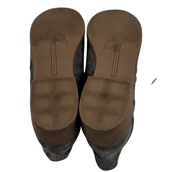 Tommy Hilfiger Twyazi Taupe Plaid Lace Up Combat Ankle Boots Women's Size 10 - Picture 7 of 9